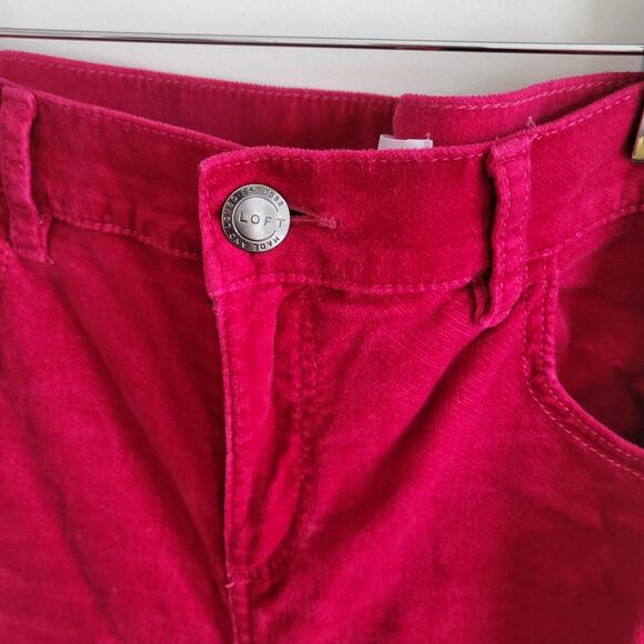 Loft skinny magenta velvet skinny pants size 4 - Picture 2 of 5